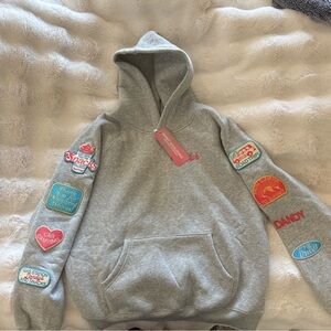 DANDY WORLDWIDE - Stylish Gray Hoodie with Colorful Patches